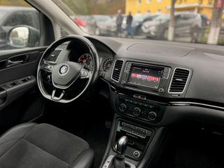 Volkswagen Sharan foto 8