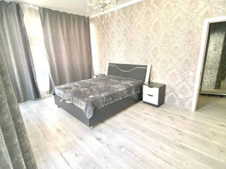 Apartament cu 2 camere, 60 m², Botanica, Chișinău foto 2