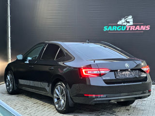 Skoda Superb foto 6