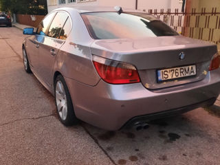 BMW 5 Series foto 2