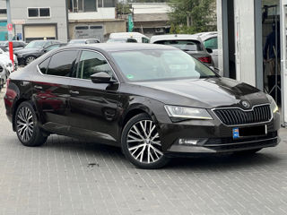 Skoda Superb foto 4