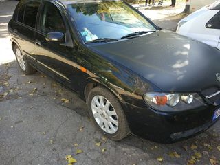 Nissan Almera foto 3