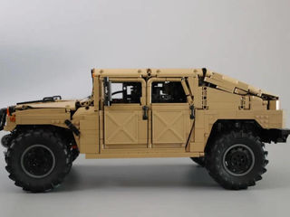 Новый конструктор для взрослых внедорожник Humvee - 4000 деталей foto 3