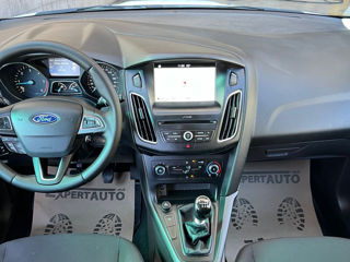 Ford Focus foto 9