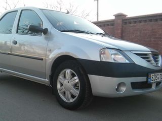 Dacia Logan foto 2