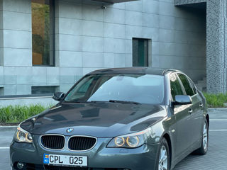 BMW 5 Series foto 2