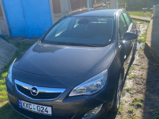 Opel Astra foto 1