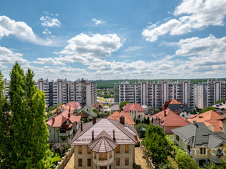 Apartament cu 2 camere, 70 m², Buiucani, Chișinău foto 12