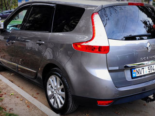 Renault Grand Scenic foto 3