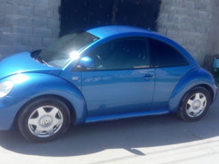 Volkswagen New Beetle foto 5