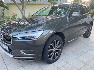 Volvo XC60 foto 1