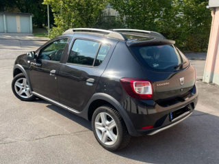 Dacia Sandero Stepway foto 2