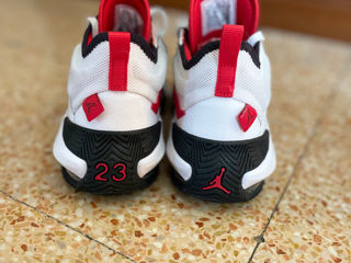 Air Jordan Stay Loyal 2 White University Red – mărimea 38, stare excelentă! foto 2