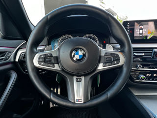 BMW 5 Series foto 12