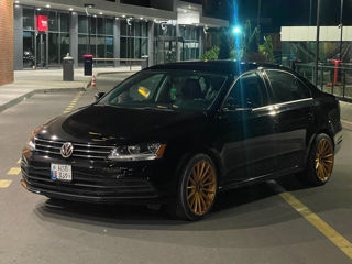 Volkswagen Jetta foto 8