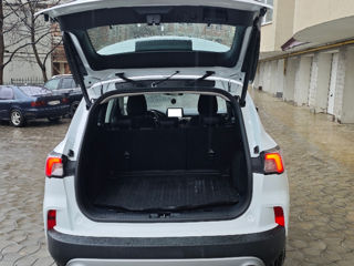 Ford Kuga foto 4