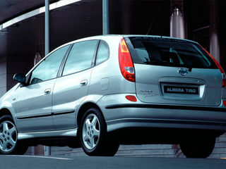 Nissan Almera foto 1