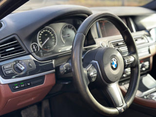 BMW 5 Series foto 8