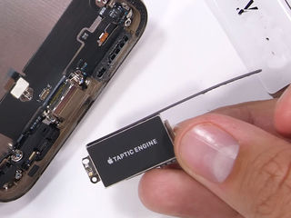 iPhone XR Nu acceptă încărcarea? Aduceți la schimbul conectorului! foto 1