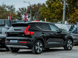 Volvo XC40 foto 2