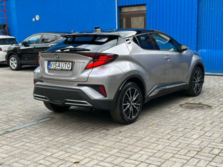 Toyota C-HR foto 4