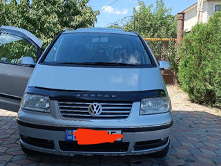 Volkswagen Sharan foto 1