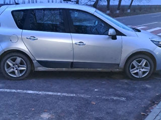 Renault Scenic foto 3