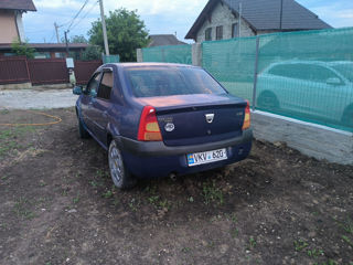 Dacia Logan foto 2