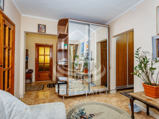 Apartament cu 3 camere, 93 m², Botanica, Chișinău foto 7