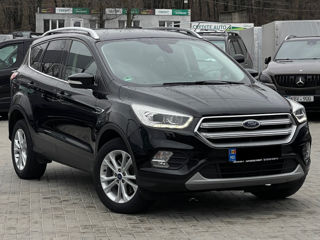 Ford Kuga foto 4