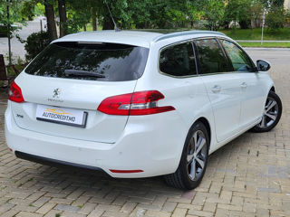 Peugeot 308 foto 3