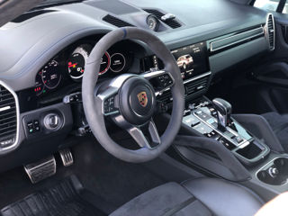 Porsche Cayenne foto 10