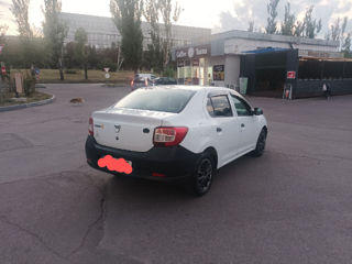 Dacia Logan foto 3