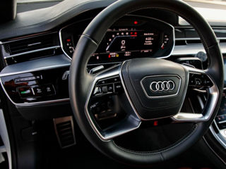 Audi S8 foto 9