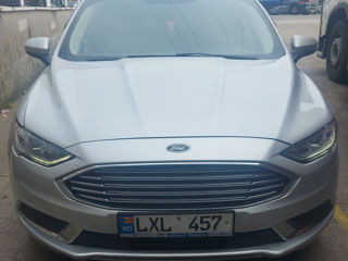 Ford Fusion foto 3