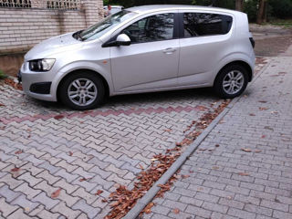 Chevrolet Aveo foto 1