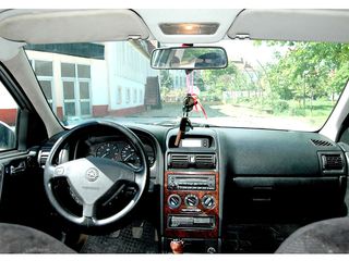 Opel Astra foto 2