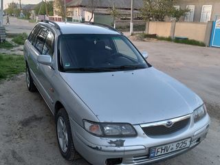 Mazda 626 foto 3