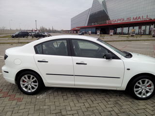 Mazda 3 foto 3