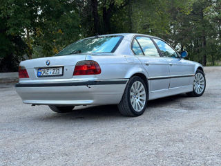 BMW 7 Series foto 5