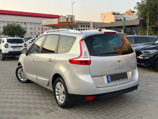 Renault Grand Scenic foto 3