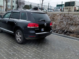 Volkswagen Touareg foto 4