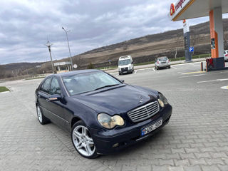 Mercedes C-Class