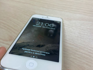 Vând urgent IPhone 5 urgent azi !!! foto 3