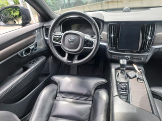 Volvo V90 Cross Country foto 9