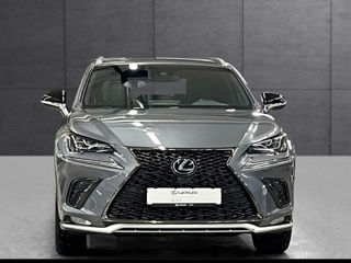 Lexus NX Series foto 4