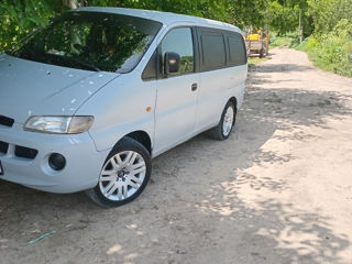 Hyundai H200