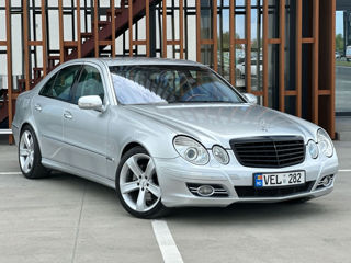 Mercedes E-Class foto 2