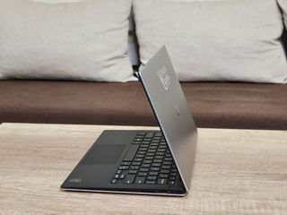 Dell XPS 13 ips (Core i7, ram 8gb, ssd 256gb) iluminare taste foto 4