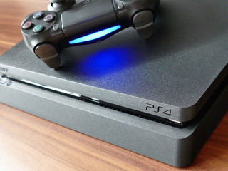 PlayStation 4 slim